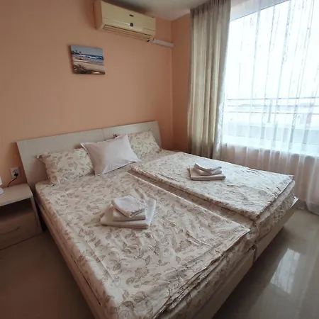 Double Peach Apartament *